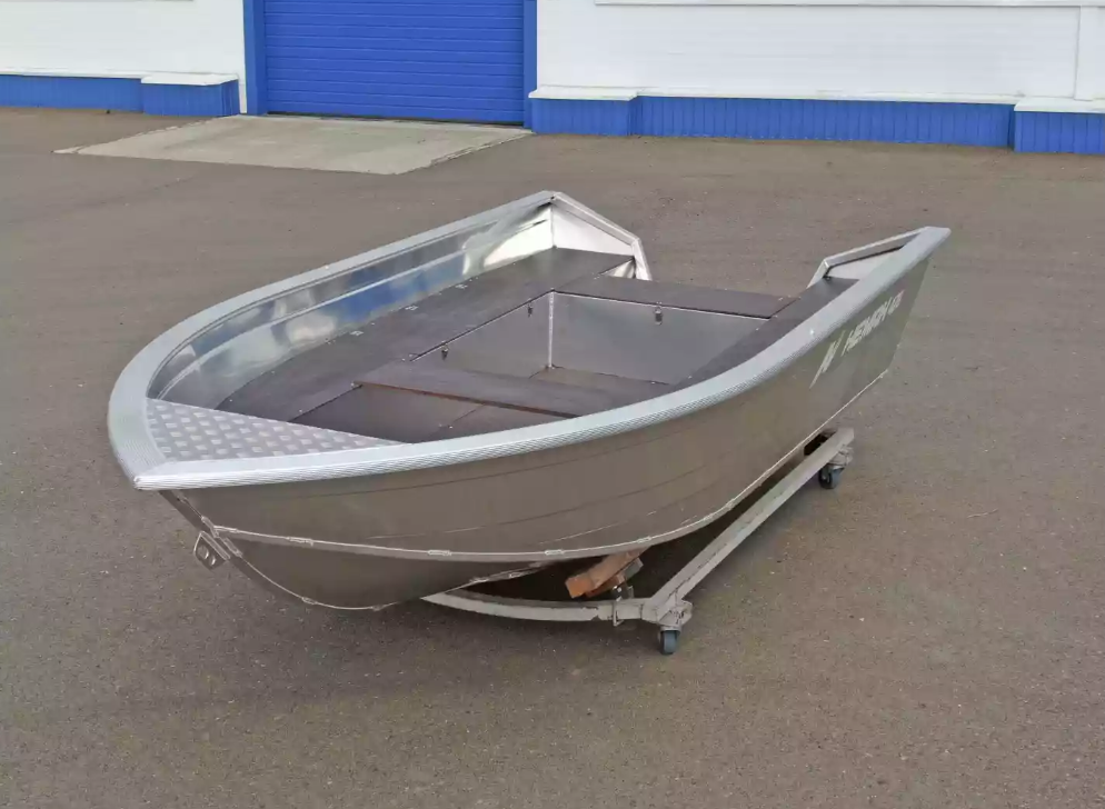 Алюминиевая лодка  Неман-420 в Таганроге