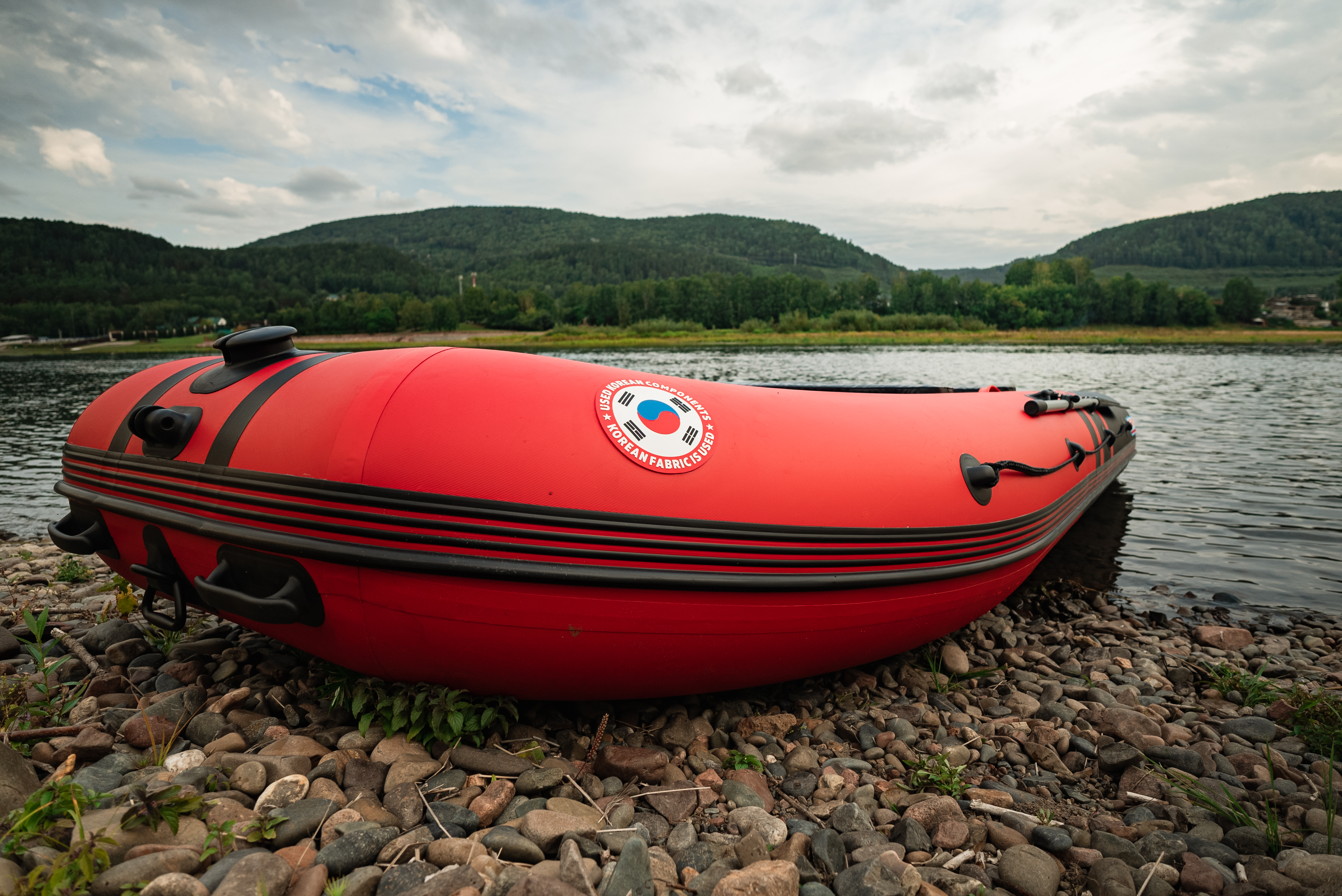 Лодка MISHIMO RIVER FJET PRO 410  под водомет в Таганроге