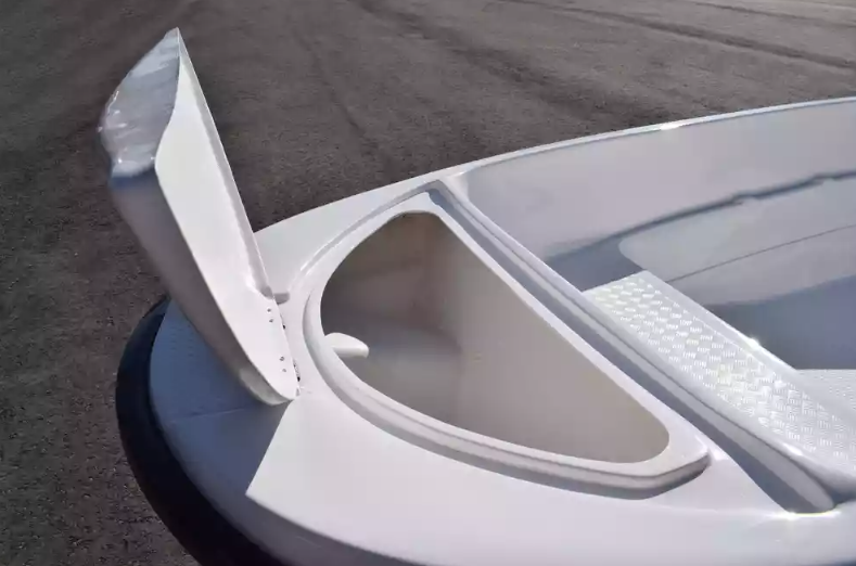 Стеклопластиковая лодка Пингвин (тримаран) в Таганроге