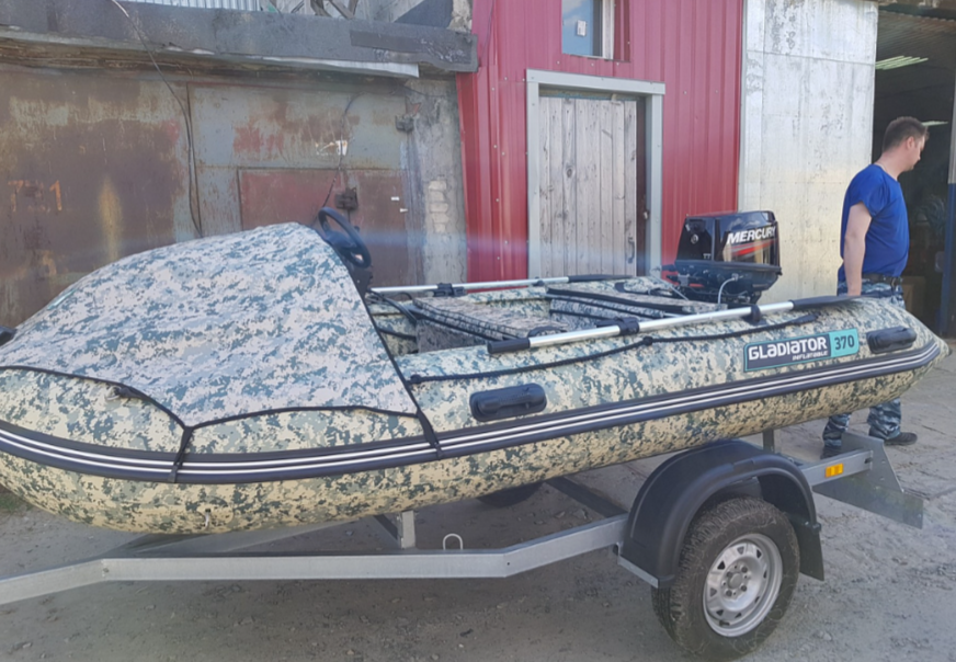 НАДУВНАЯ ЛОДКА GLADIATOR C370AL в Таганроге