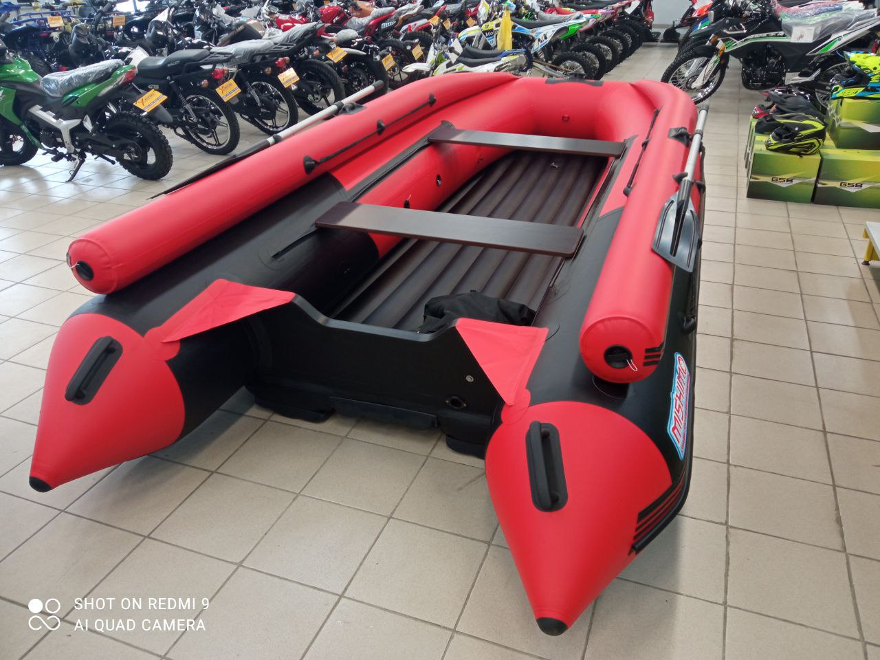 Лодка MISHIMO RIVER FJET PRO 410  под водомет в Таганроге