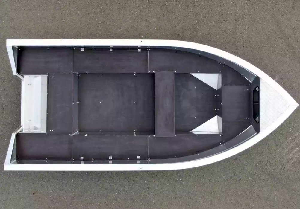 Алюминиевая лодка  Неман-420 в Таганроге