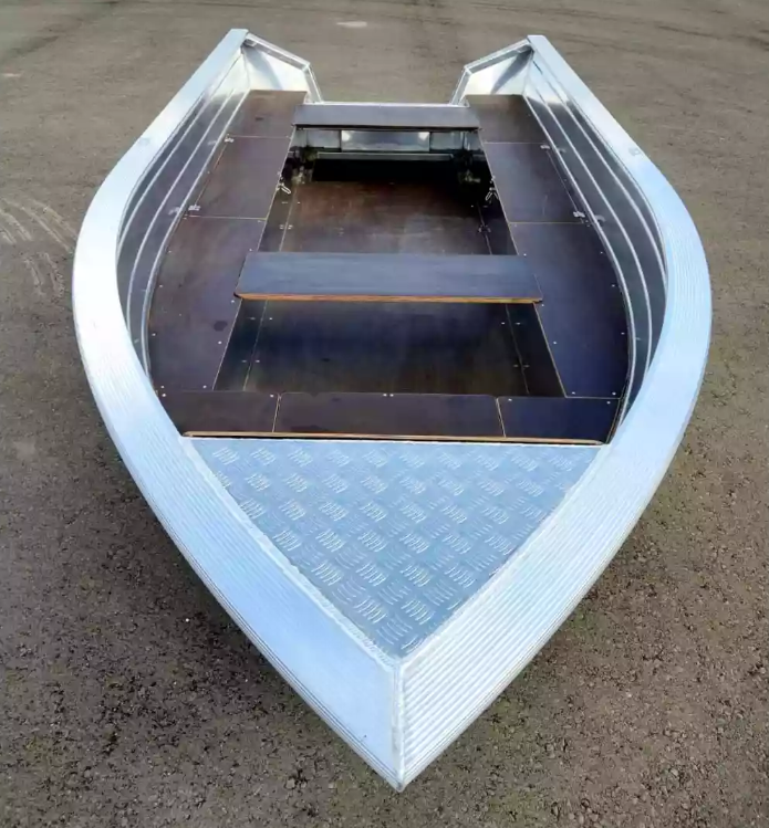 Алюминиевая лодка Неман-400 в Таганроге