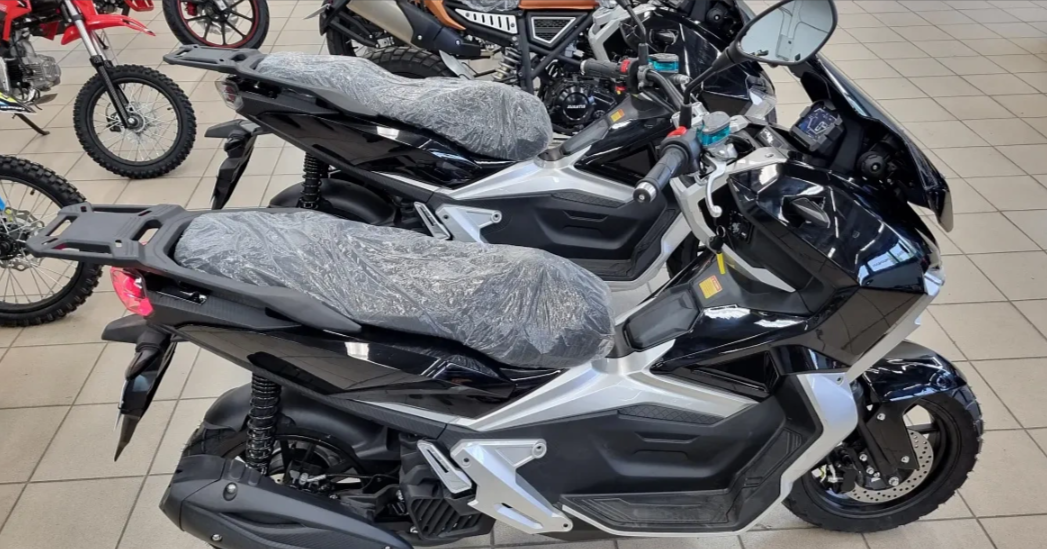 МаксиСкутер PROMAX ADV 200(49) (REPLICA HONDA) в Таганроге