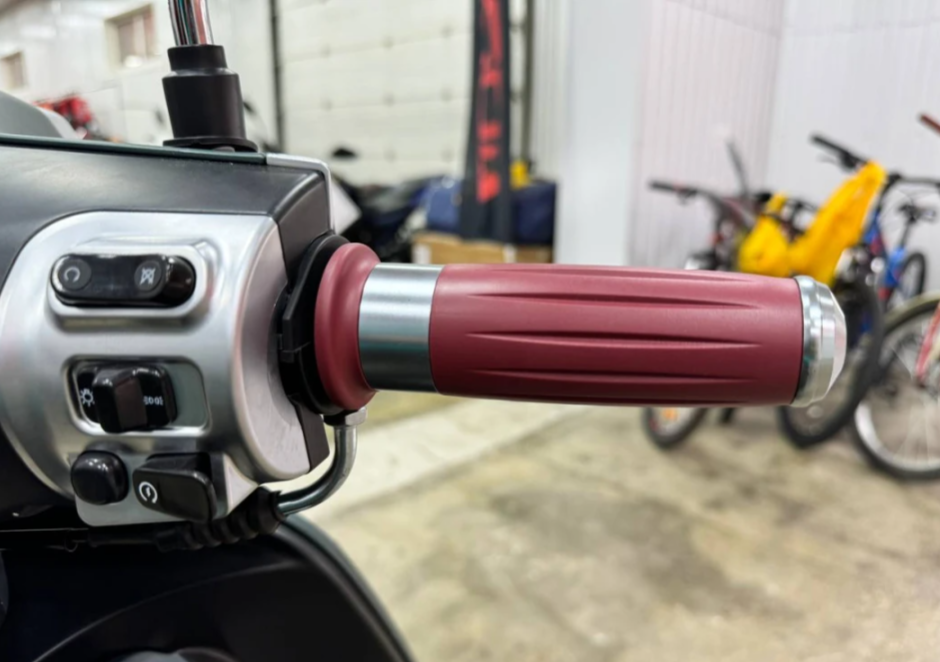 Скутер PROMAX Miami 240 (49) в Таганроге