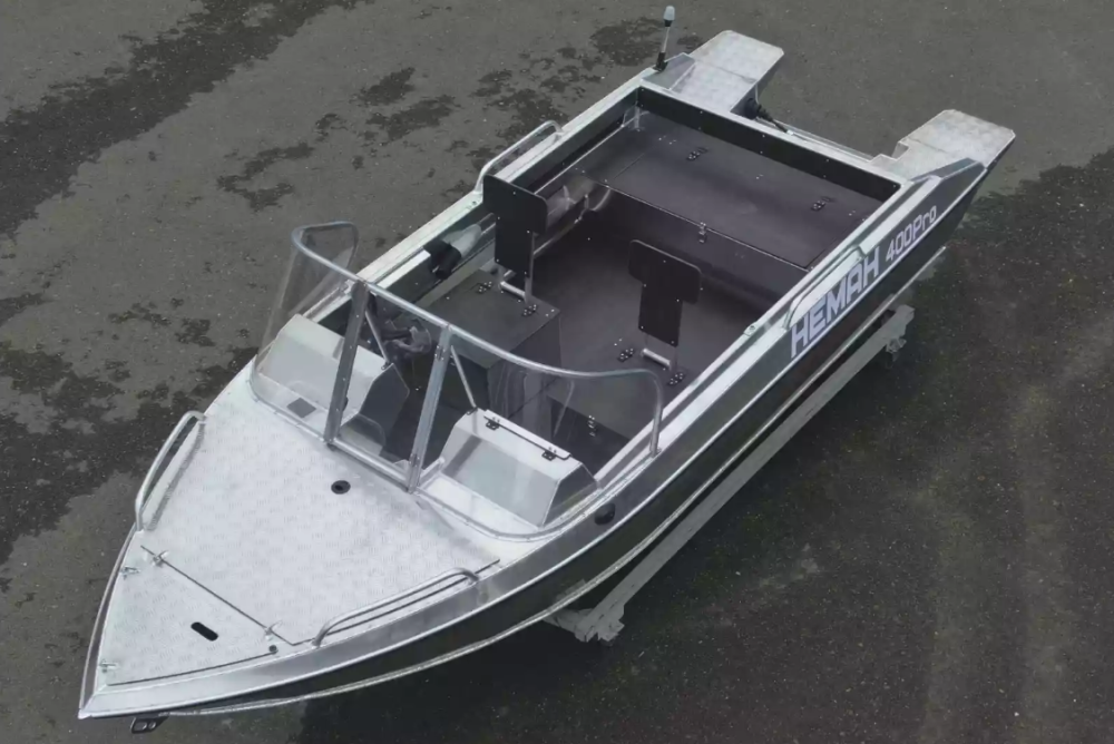 Алюминиевая лодка  Neman-400 PRO в Таганроге
