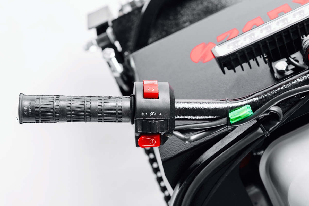 МОТОБУКСИРОВЩИК IKUDZO 1100/380 К8 в Таганроге