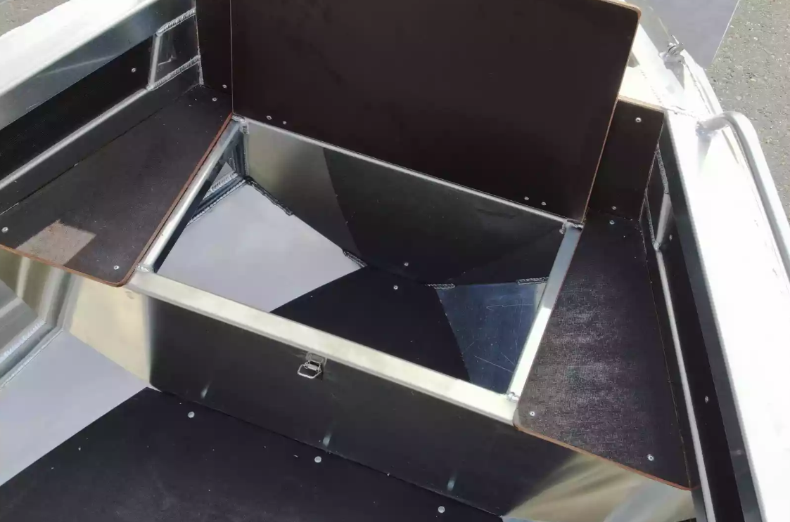 Алюминиевая лодка  Неман-480 Р в Таганроге