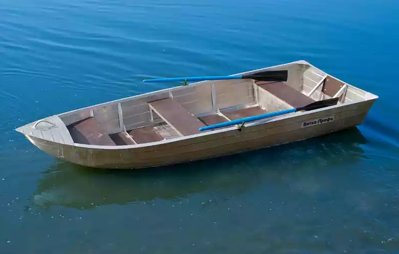 Алюминиевая лодка Вятка-Профи 32 в Таганроге