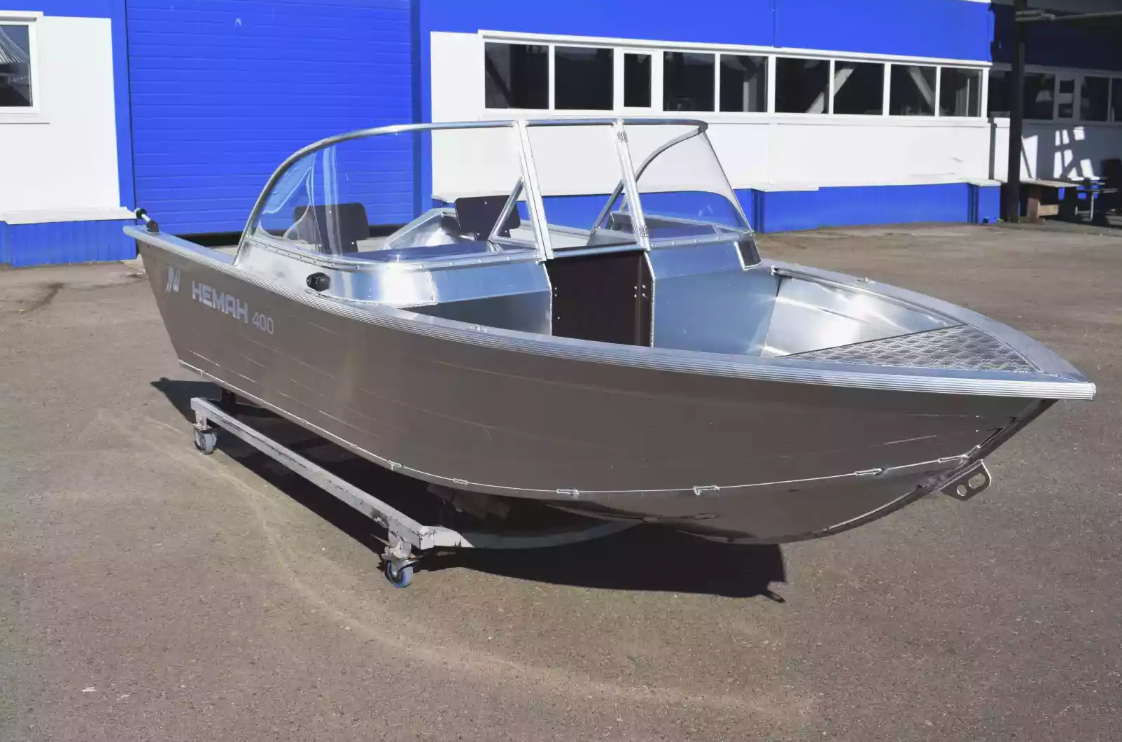 Алюминиевая лодка  Неман-400 DCM в Таганроге