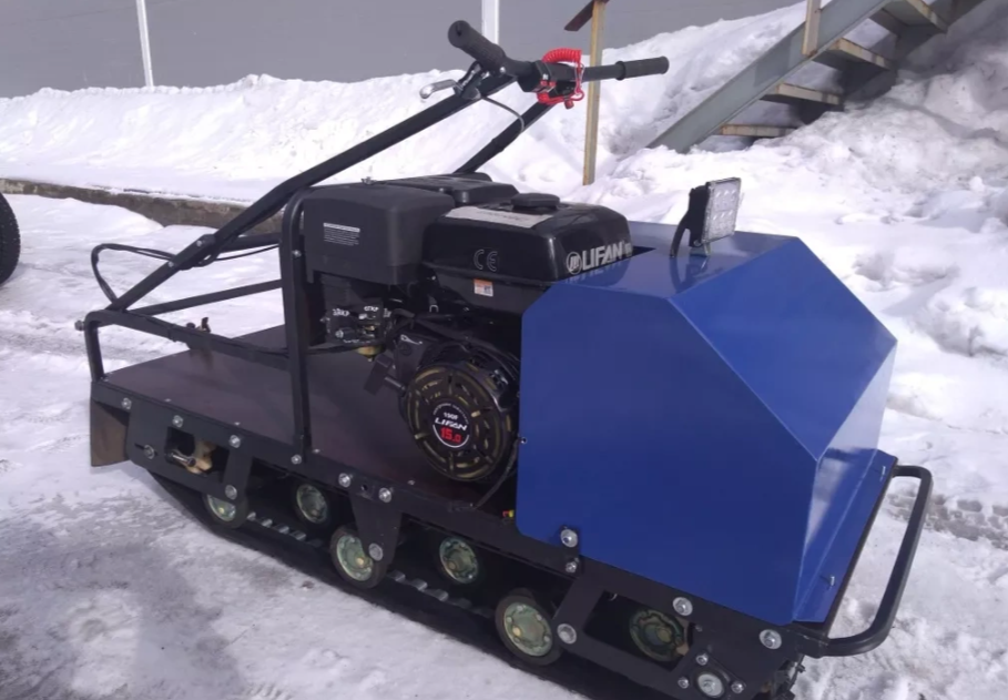 Мотобуксировщик AhtaR ЗИМА с реверсом (задний ход) в Таганроге