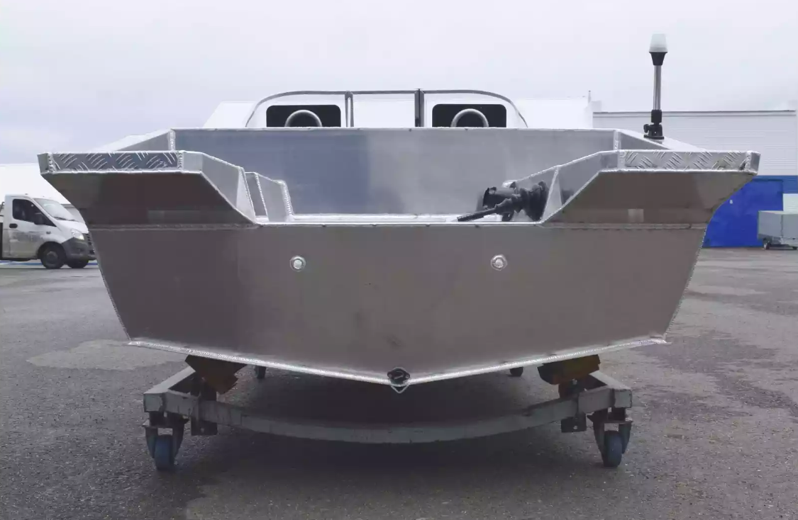 Алюминиевая лодка  Neman-400 PRO в Таганроге
