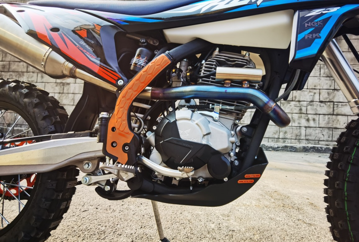 Мотоцикл JHLMOTO JHL Z3 CB250 (172FMM-3A) в Таганроге