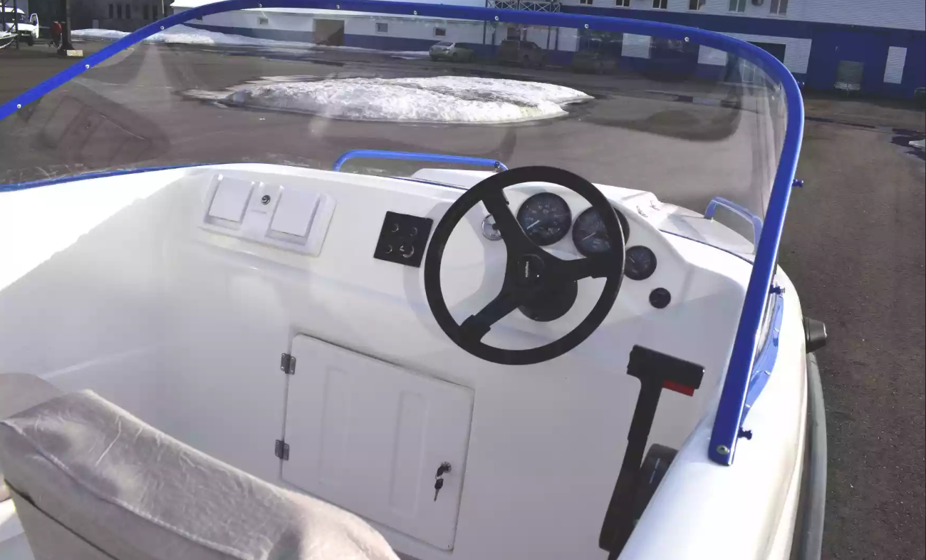 Комбинированный катер Wyatboat-470 в Таганроге Комбинированный катер Wyatboat-470 в Таганроге