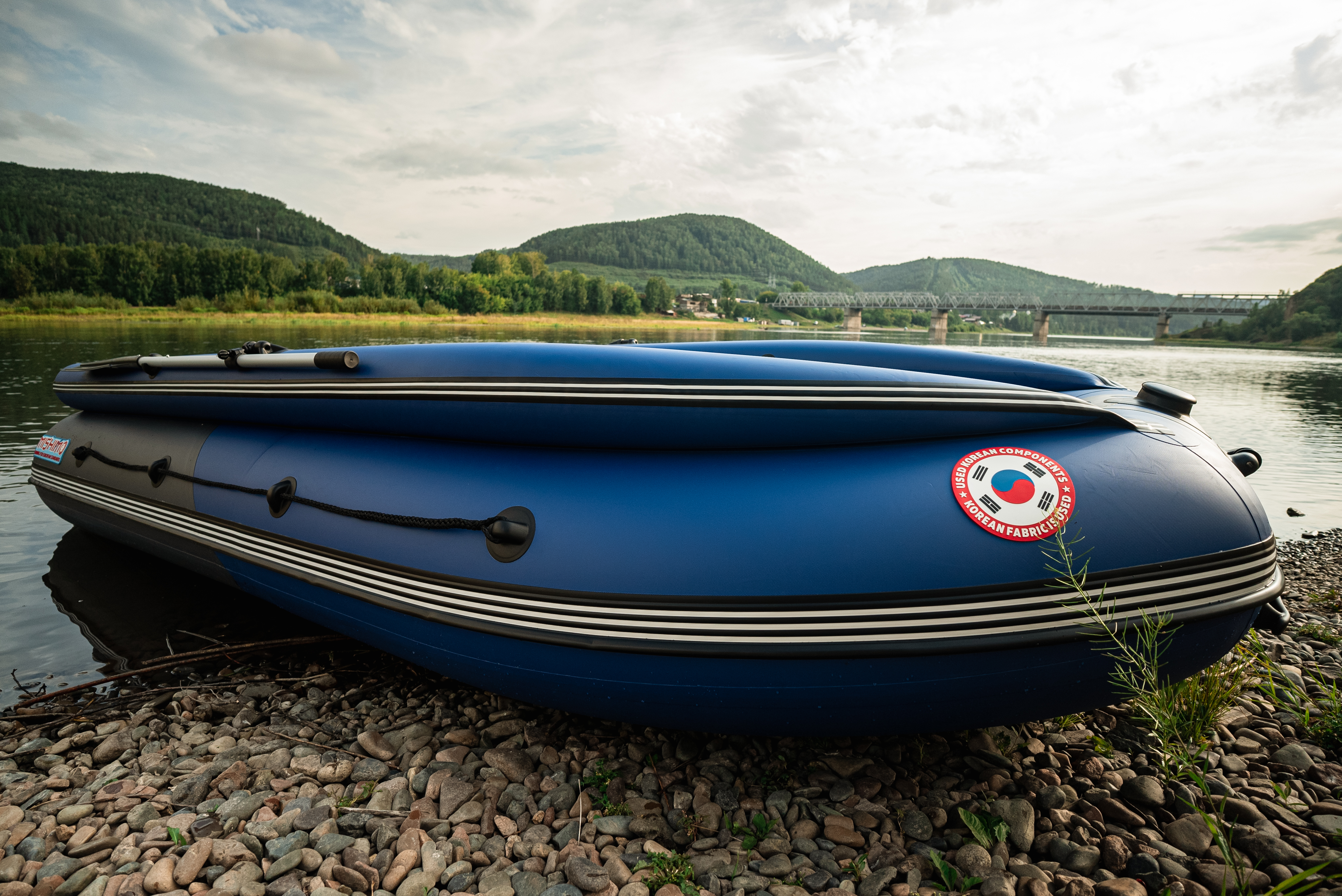 Лодка MISHIMO RIVER FJET PRO 410  под водомет в Таганроге