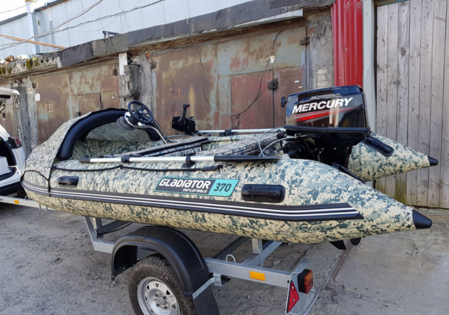 НАДУВНАЯ ЛОДКА GLADIATOR C370AL в Таганроге