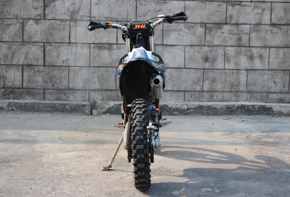 Мотоцикл JHLMOTO JHL Z3 CB250 (172FMM-3A) в Таганроге