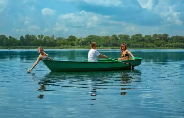 Стеклопластиковая Лодка Голавль в Таганроге