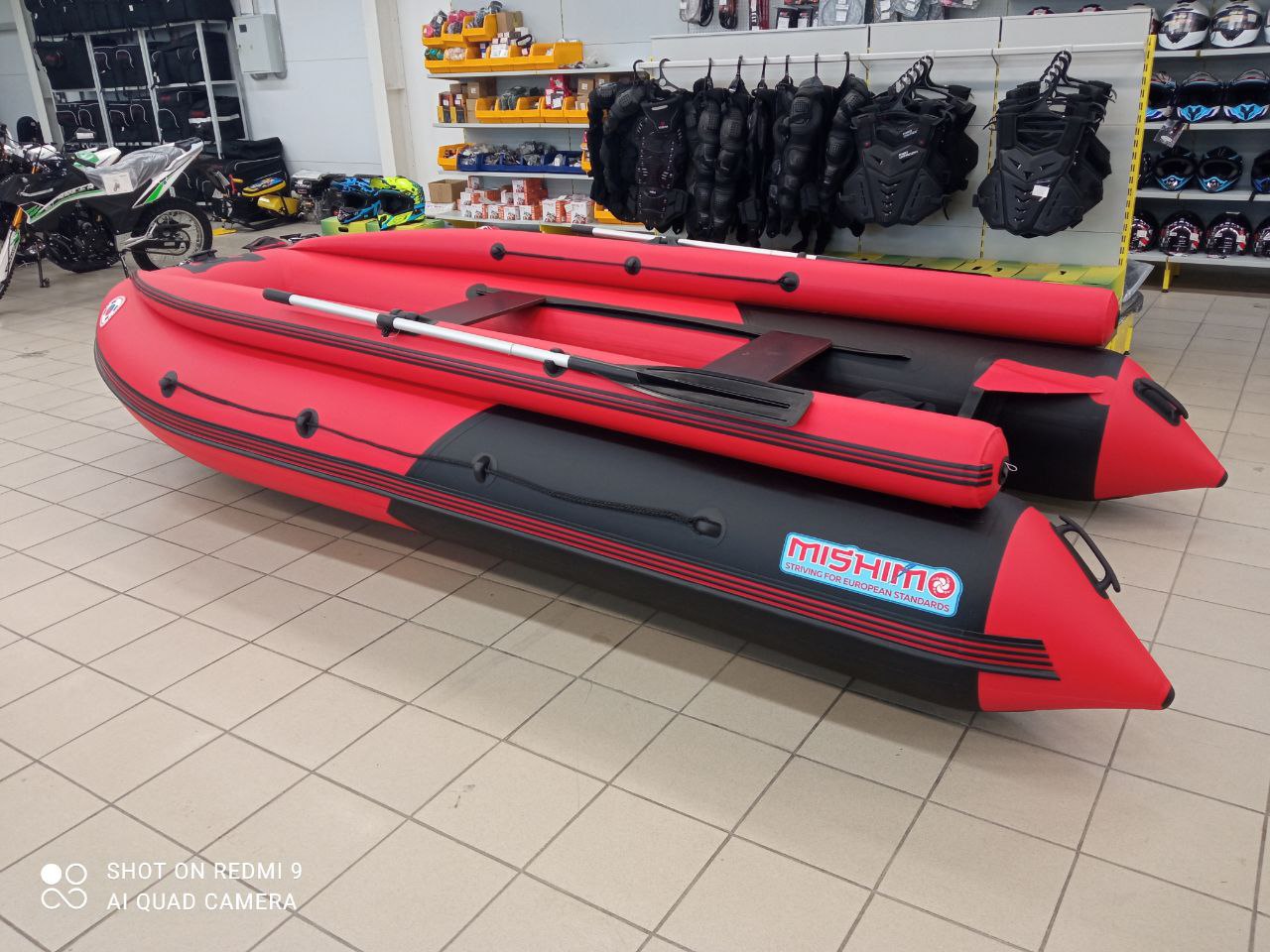 Лодка MISHIMO RIVER FJET PRO 410  под водомет в Таганроге