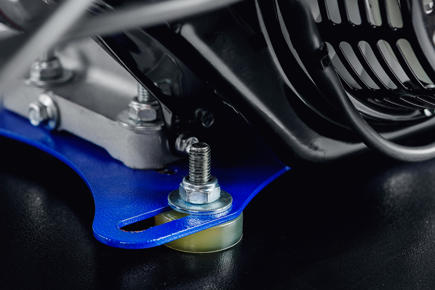 МОТОБУКСИРОВЩИК IKUDZO LONG 2.0 1700/500 EKR15 в Таганроге