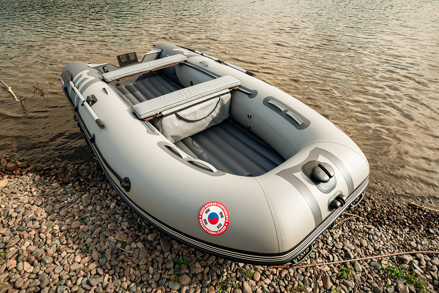 Лодка MISHIMO RIVER JET 390 под водомет в Таганроге