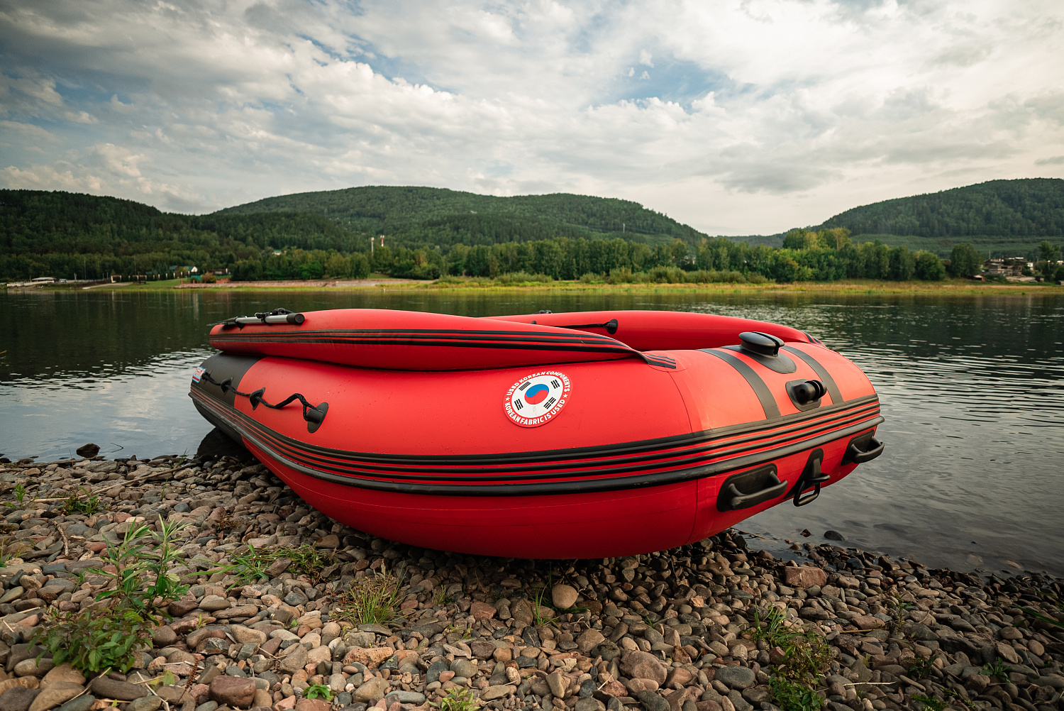 Лодка MISHIMO RIVER FJET PRO 410  под водомет в Таганроге