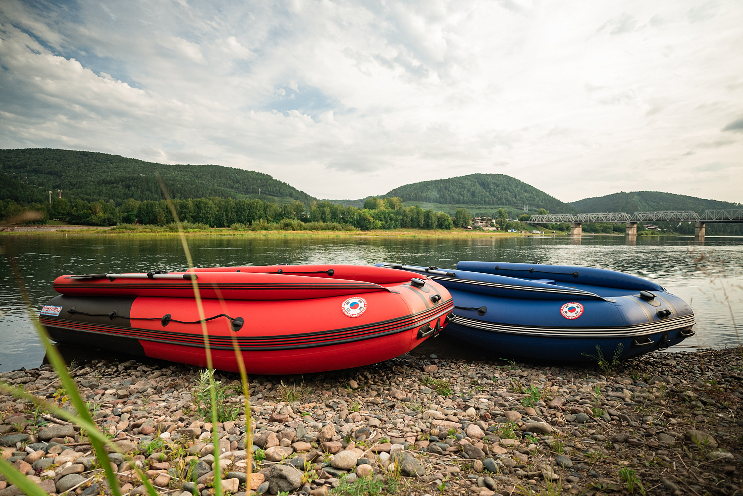 Лодка MISHIMO RIVER FJET PRO 410  под водомет в Таганроге