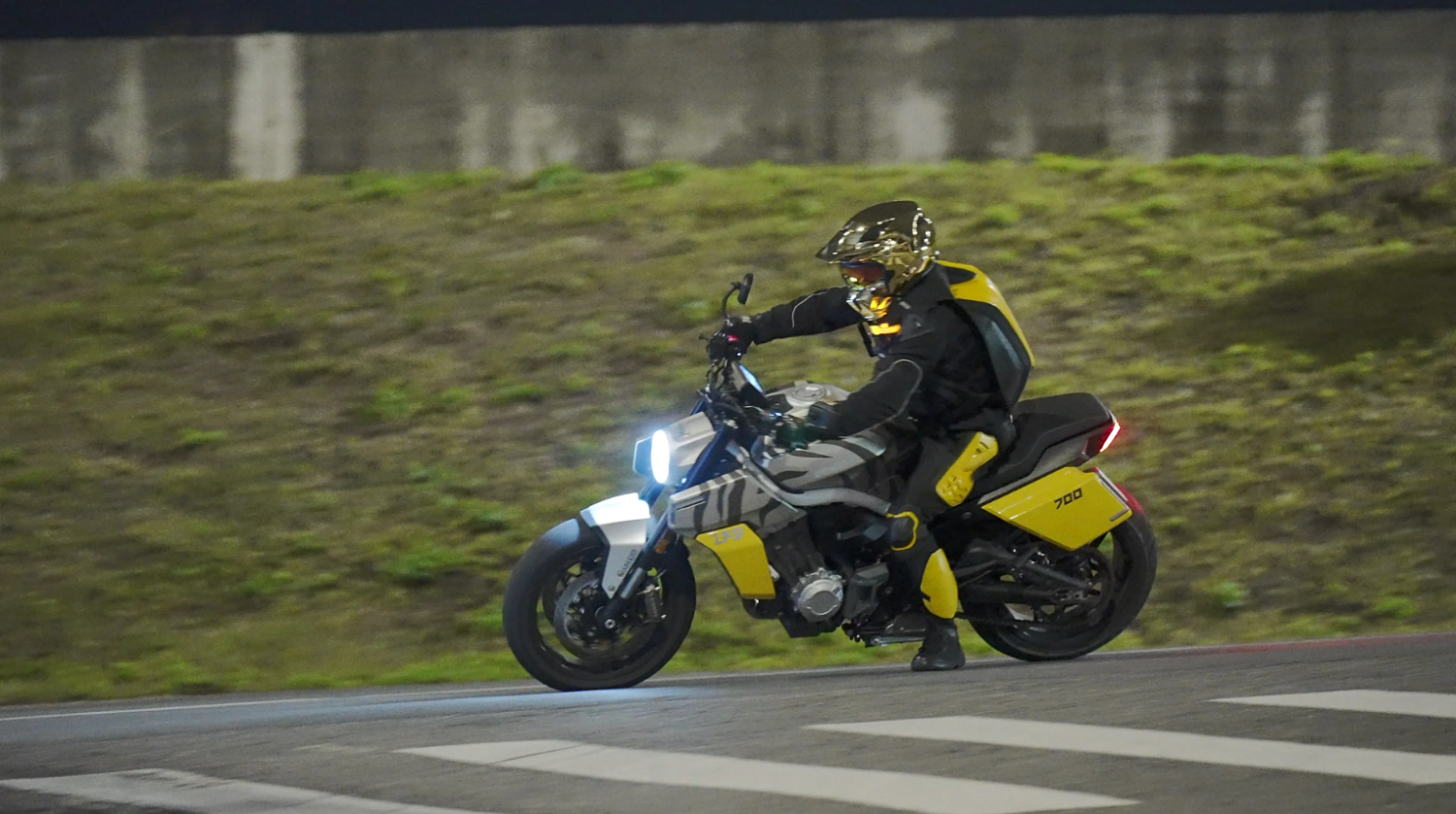 Мотоцикл Benda LFS 700 в Таганроге