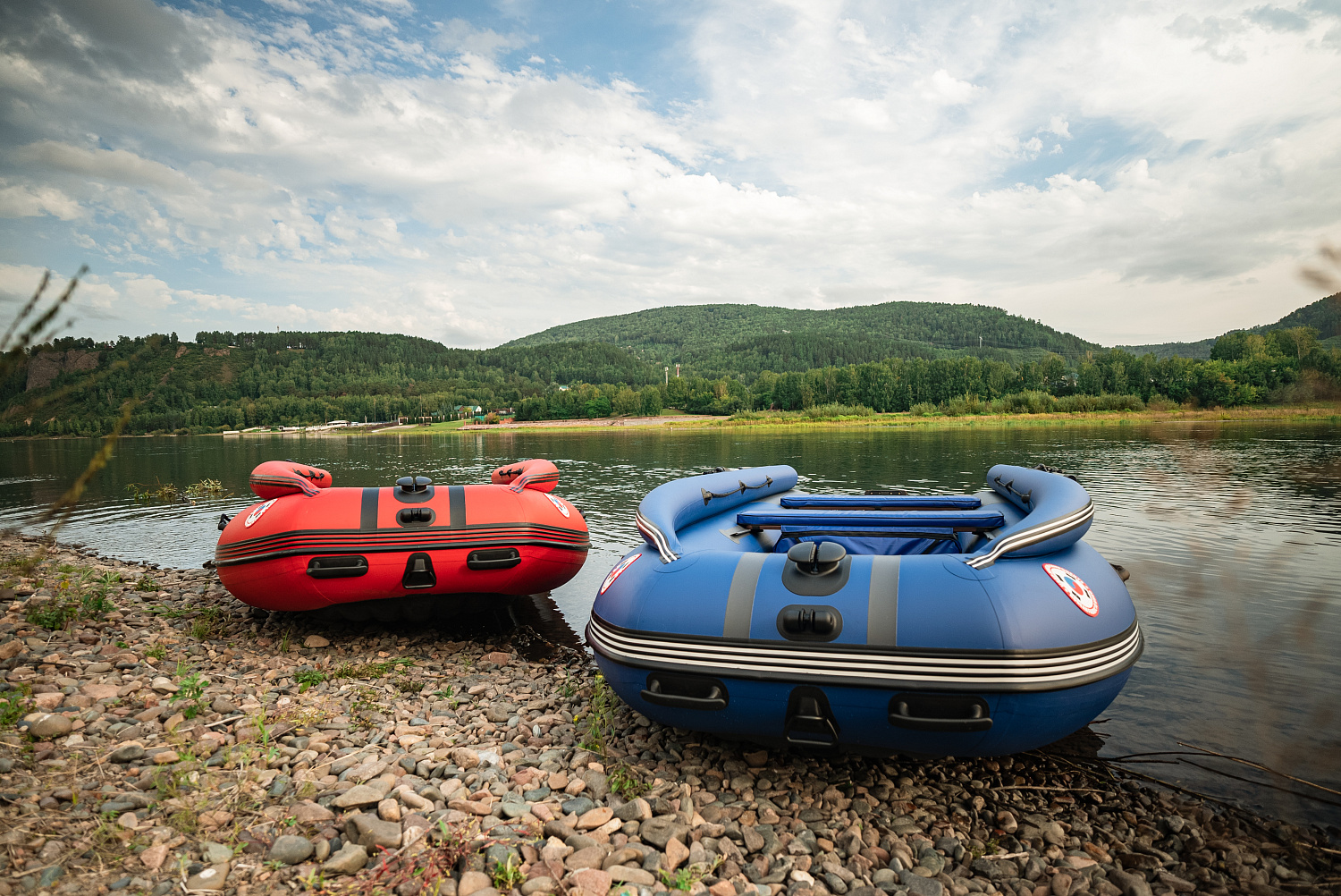 Лодка MISHIMO RIVER FJET PRO 410  под водомет в Таганроге