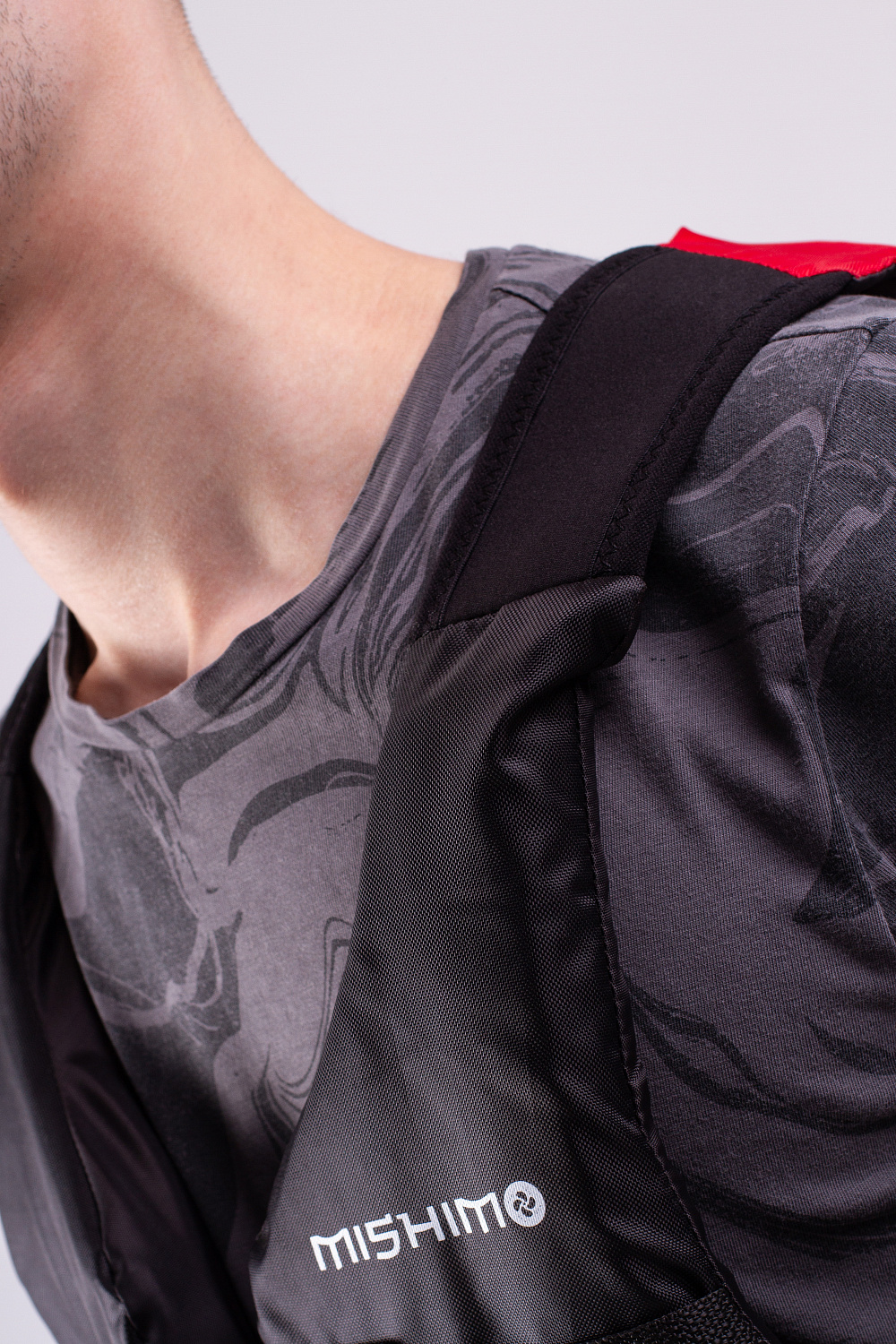 Жилет спасательный MISHIMO PRO Премиум качества Черно-красный в Таганроге